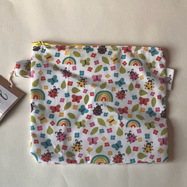 Product: Etui 'Lieveheersbeestje/vlinder'